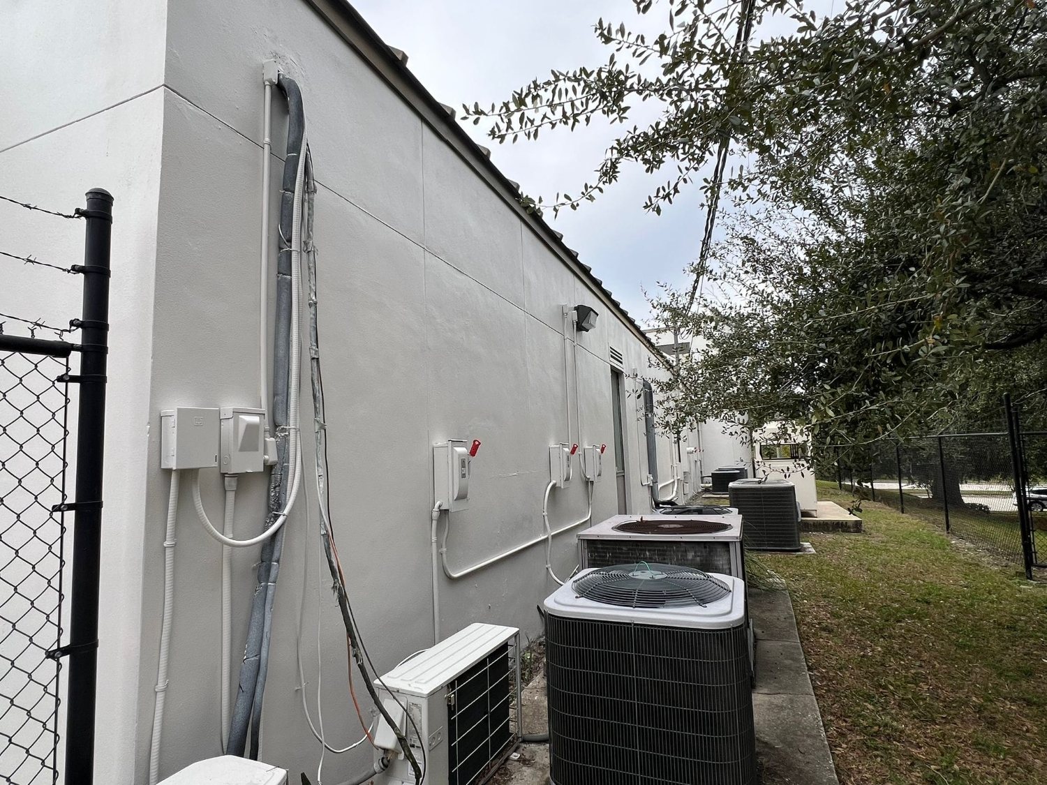 Diagnostic imaging centre, exterior repaint